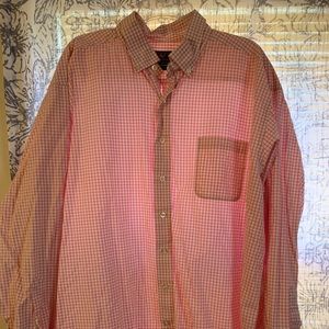 Men’s Vineyard Vines shirt